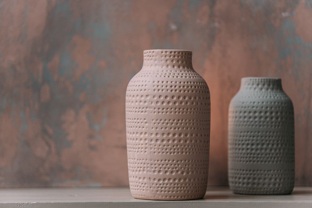 Ceramic flower vase