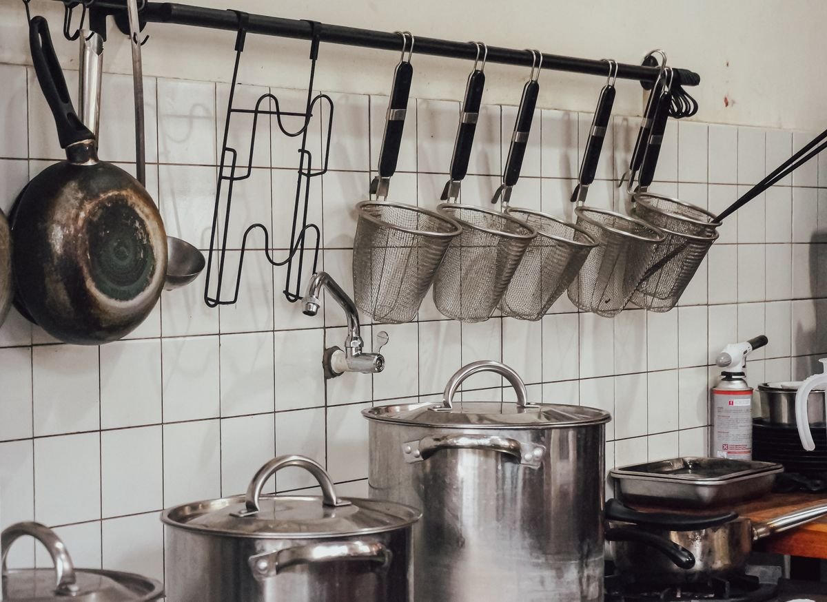 Non-Stick Cookware Set (7 Pcs)