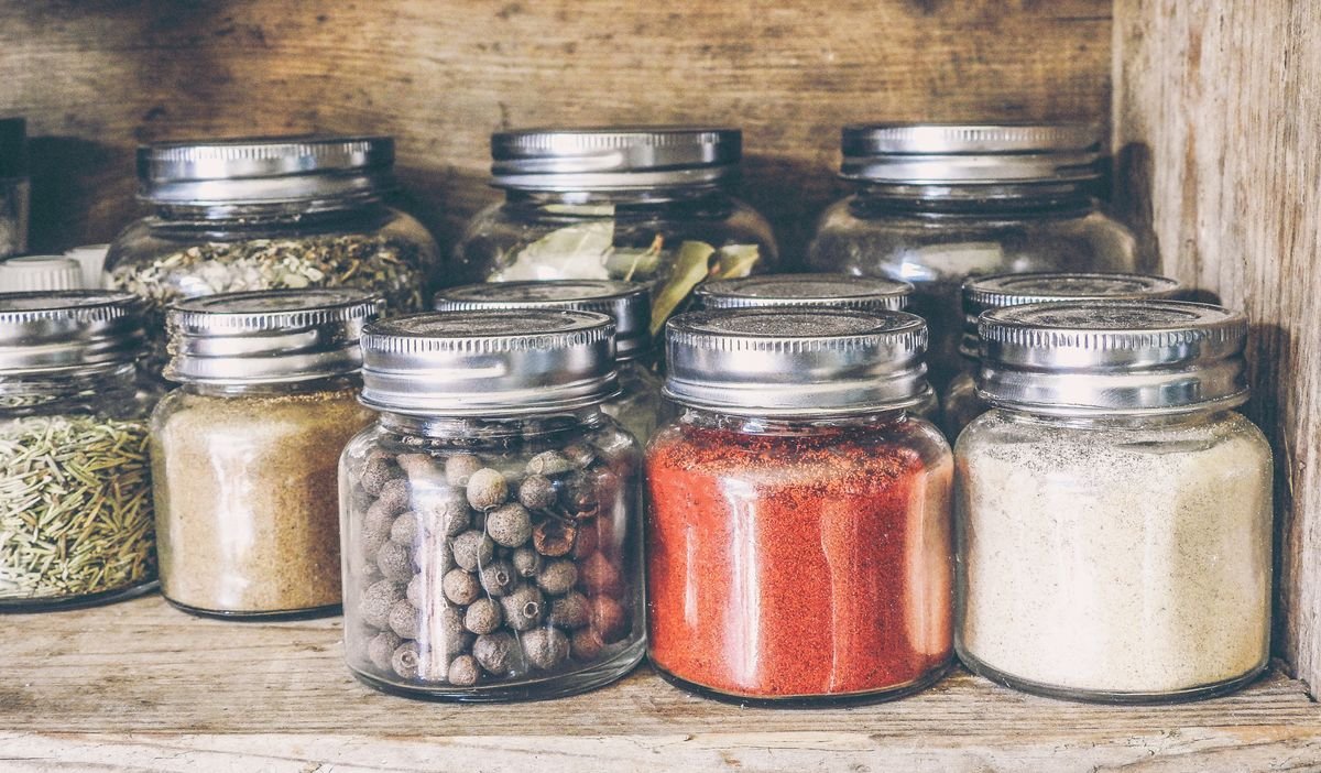 Glass Spice Jar Set with Rack