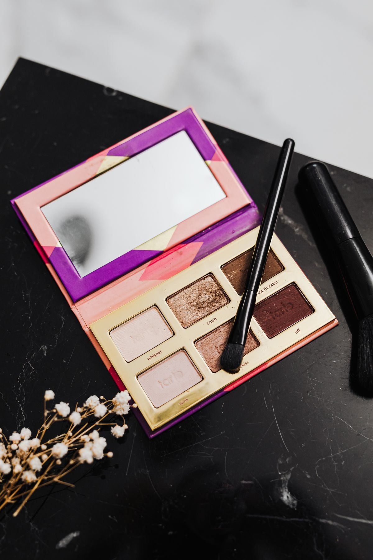 Nude Eyeshadow Palette (18 Shades)