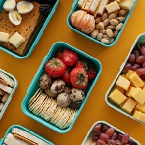 Food storage containers